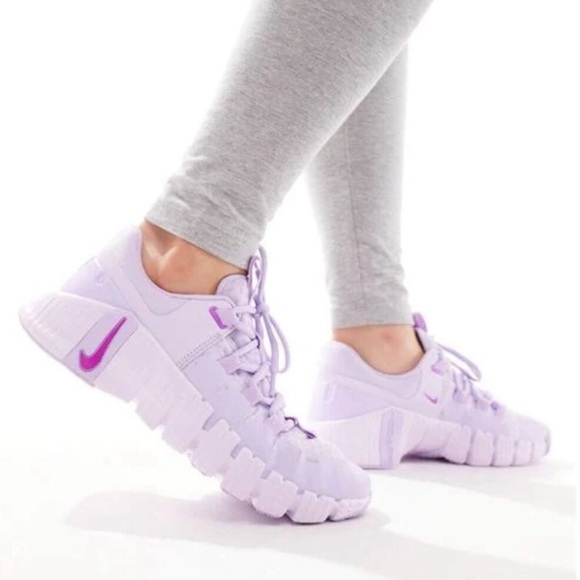 NEW Nike Women's Free Metcon 5 Training Shoes - Picture 6 of 8